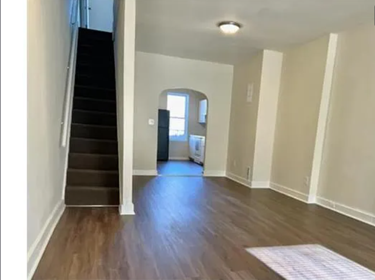 2554 W Fayette St - Photo 2 of 16