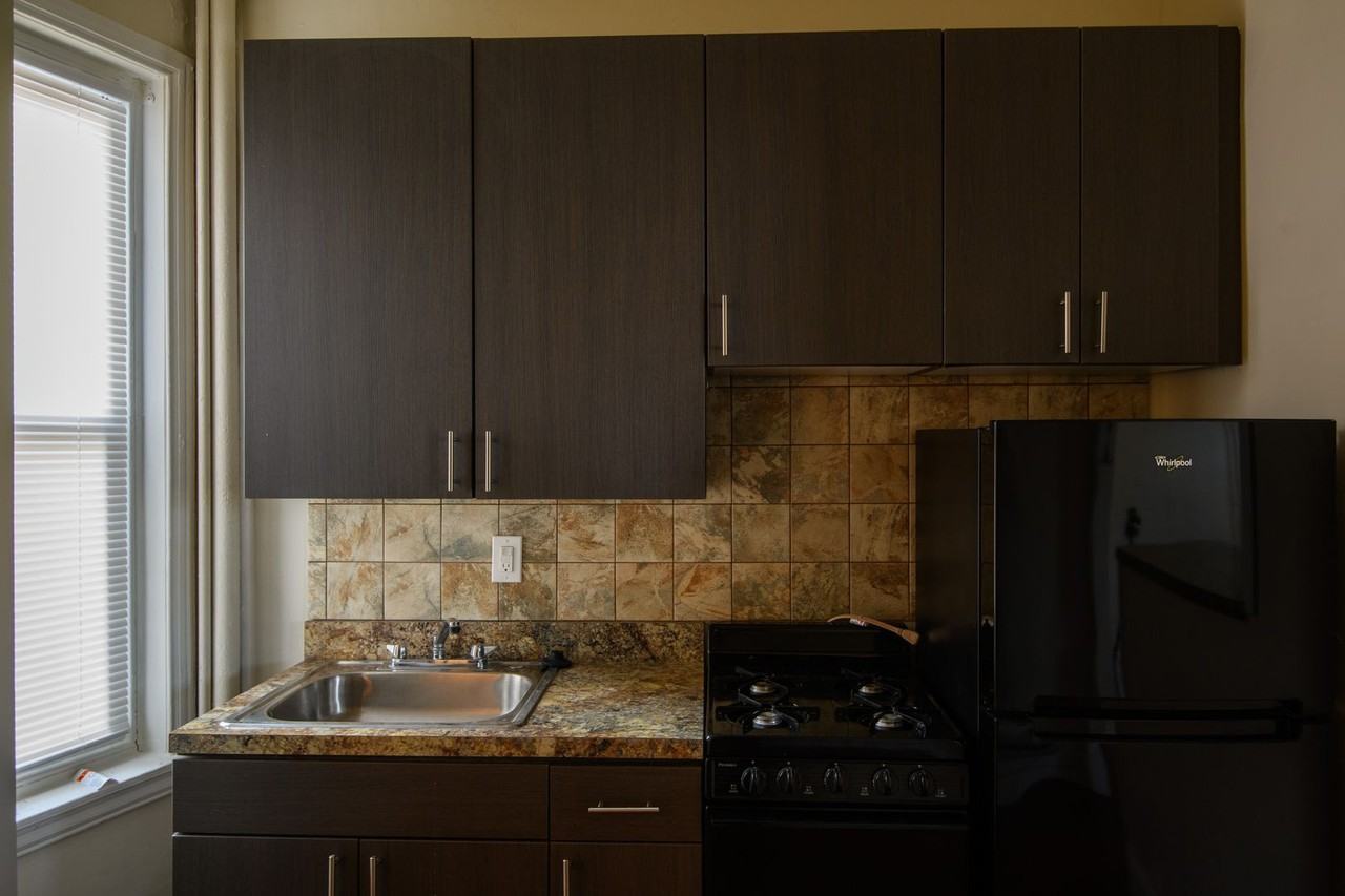 7118 Germantown - Photo 4 of 50
