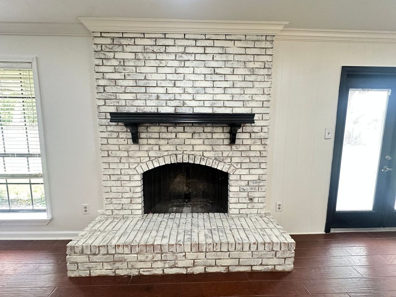 522 S Dresden Ct - Photo 6 of 23