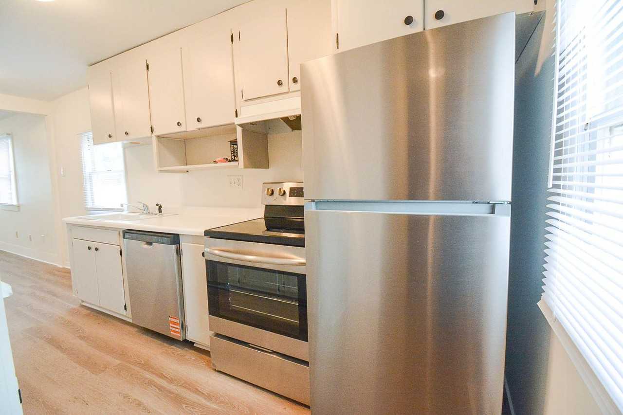 1909 5th St Sw - Photo 7 of 17