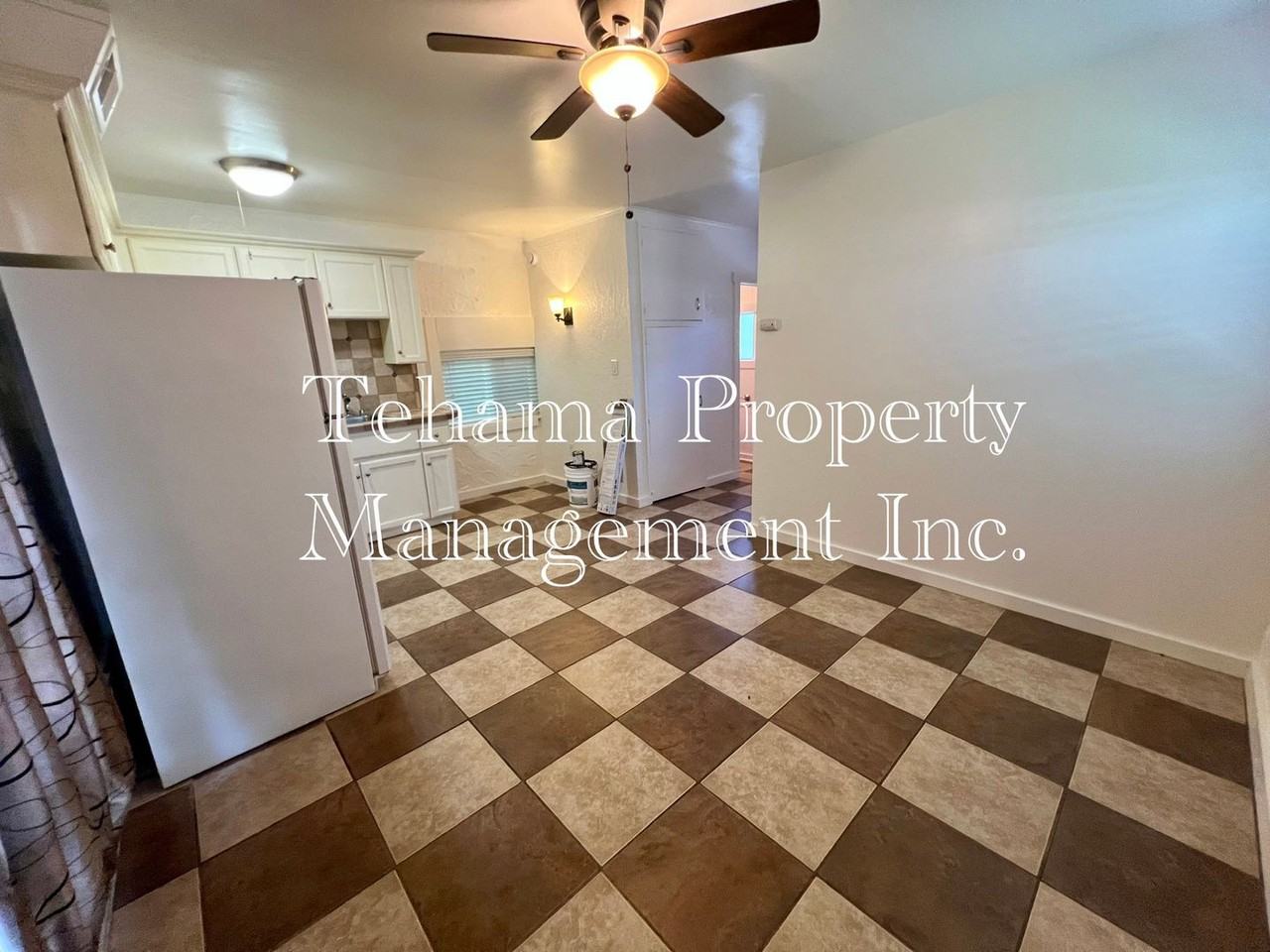 931 Rio St - Photo 2 of 11