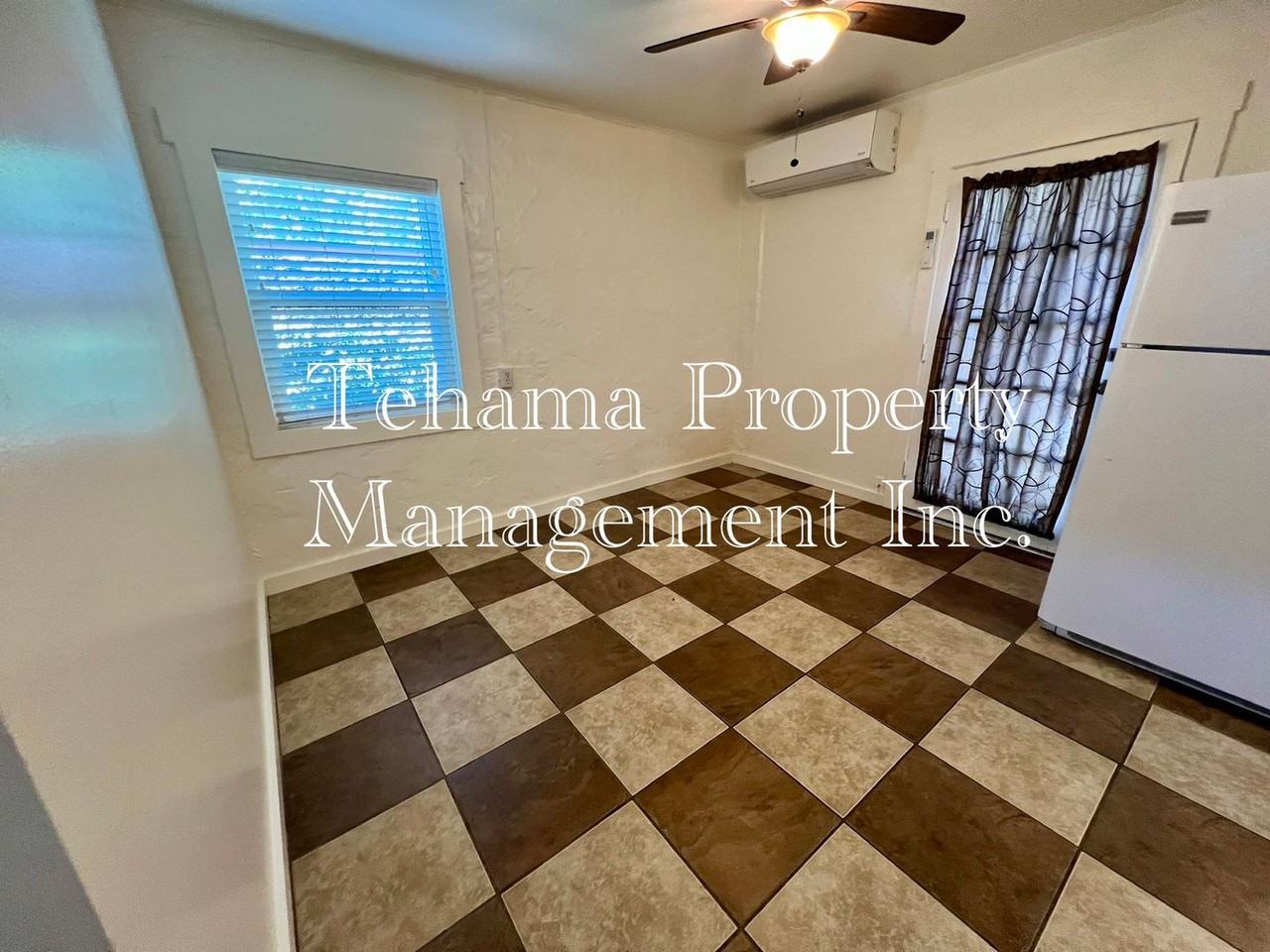 931 Rio St - Photo 6 of 11