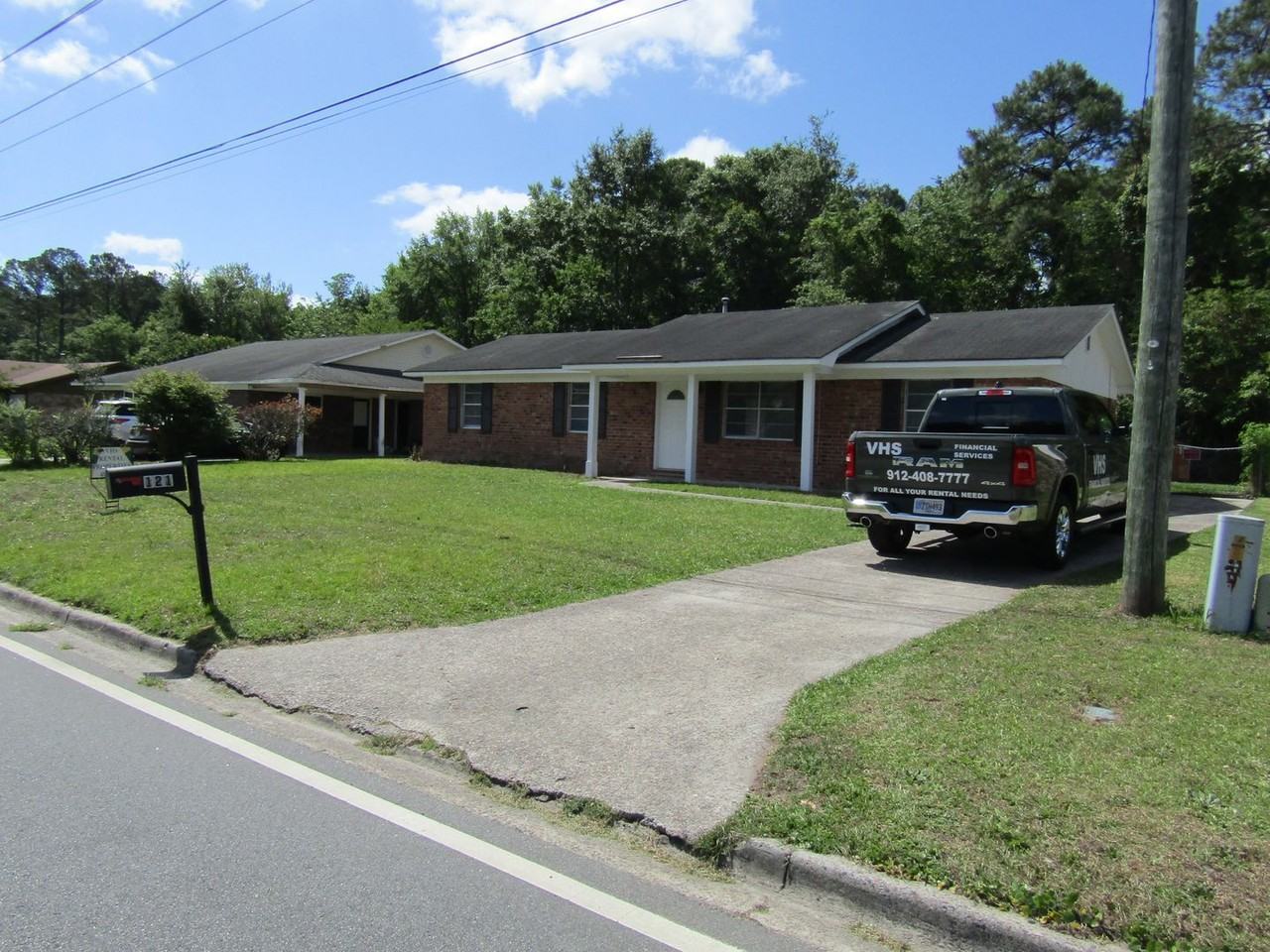 121 Glenn Bryant Rd - Photo 2 of 23