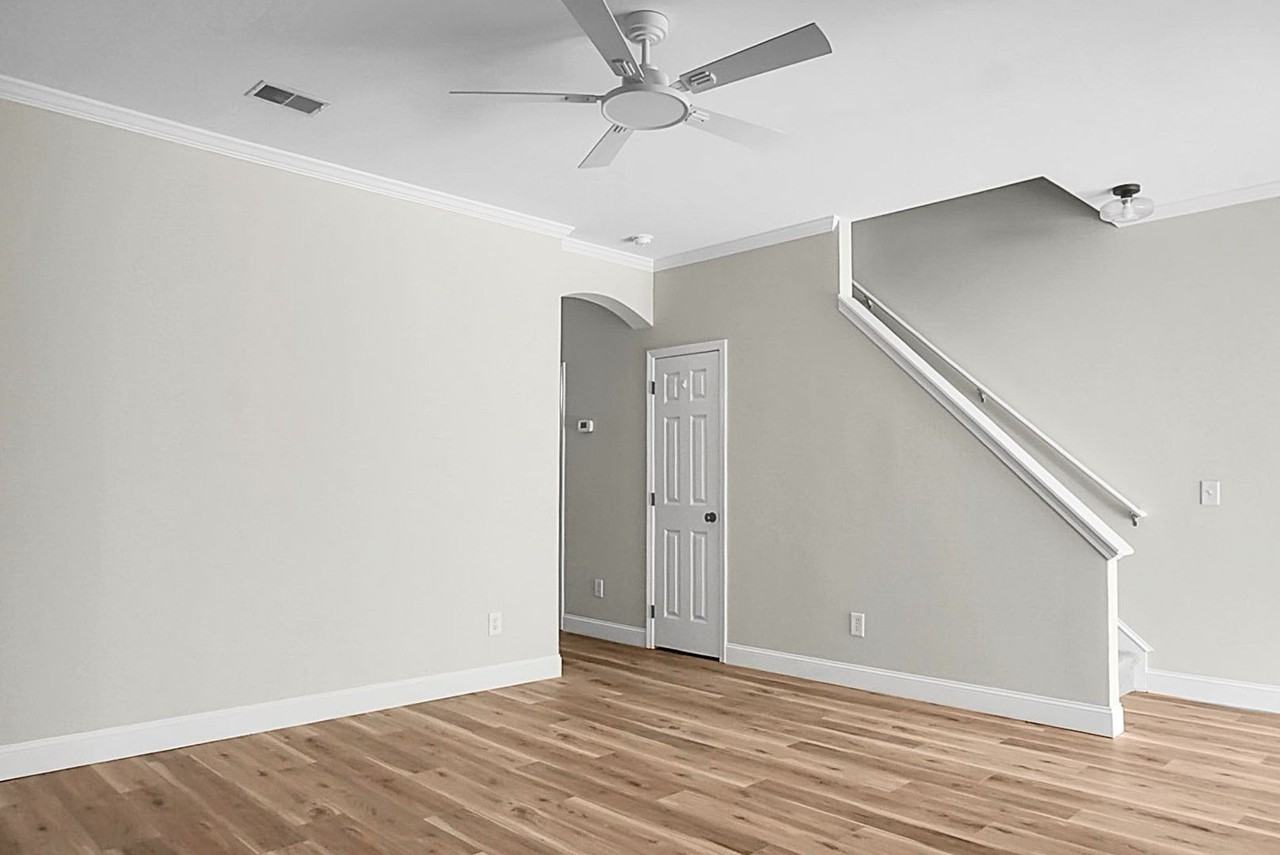 102 Lamplighter Ln - Photo 6 of 37