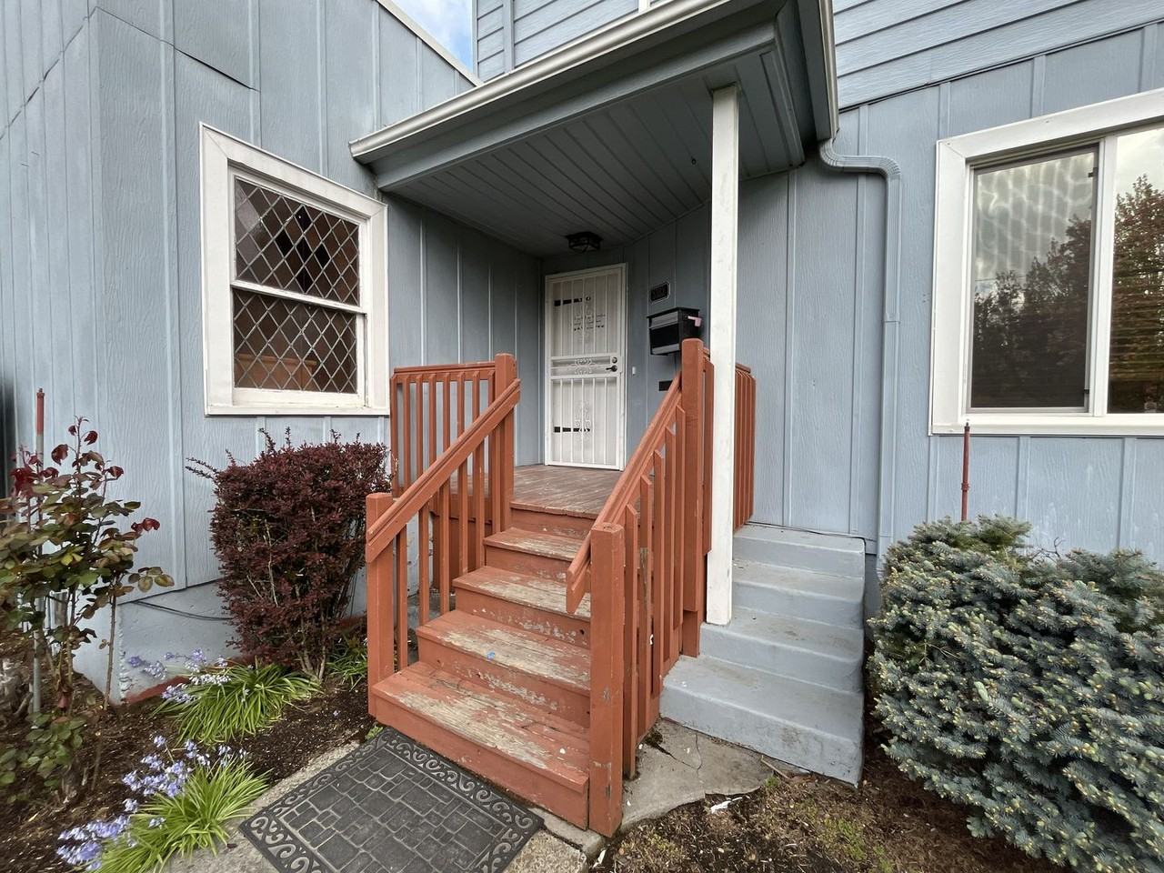 5323 Se Knight St - Photo 4 of 50