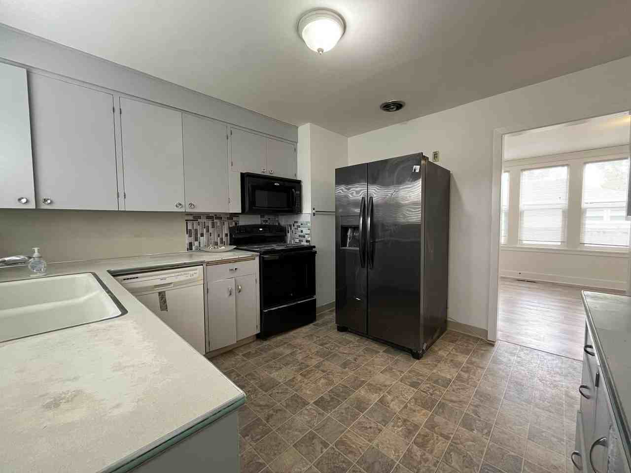 5323 Se Knight St - Photo 6 of 50