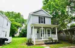 109 S Queen St - Photo 1 of 1