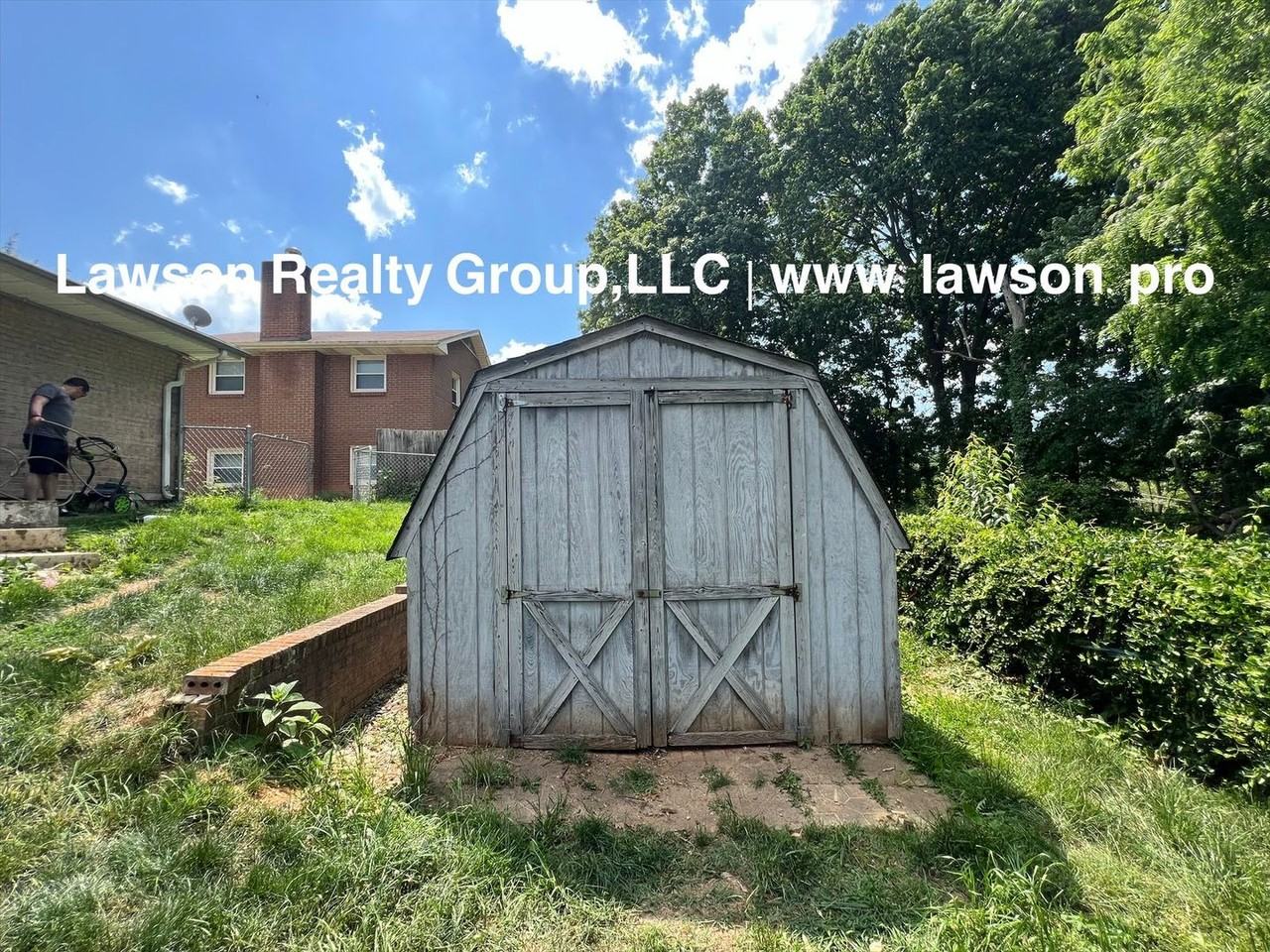 5717 Edgewood St - Photo 4 of 41