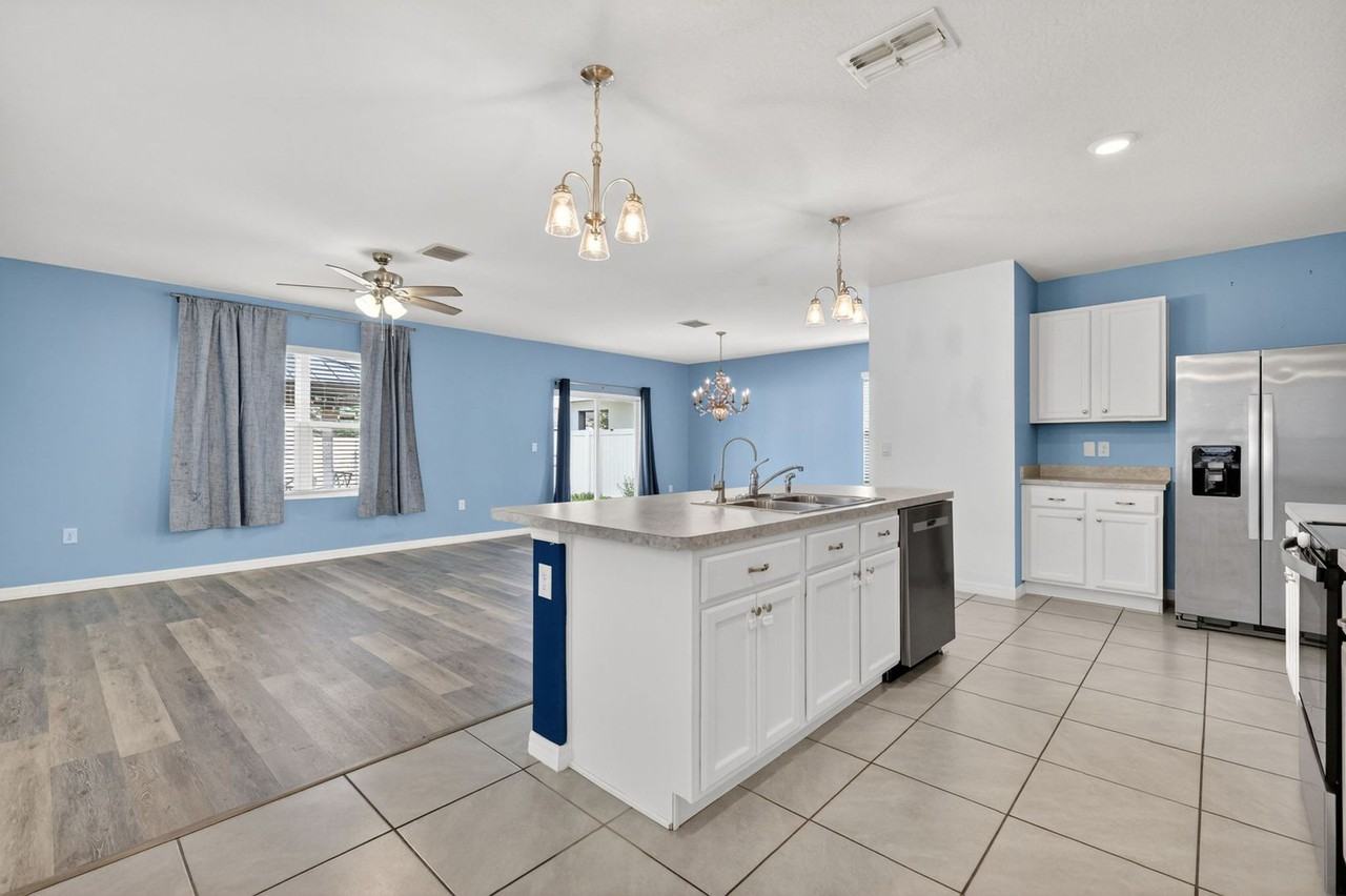 3039 Tansy St - Photo 4 of 31