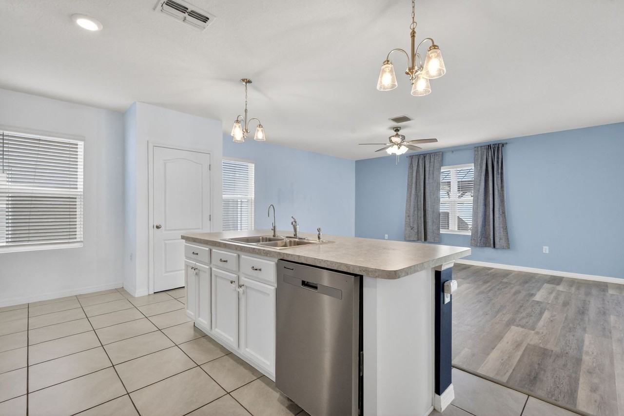 3039 Tansy St - Photo 6 of 31