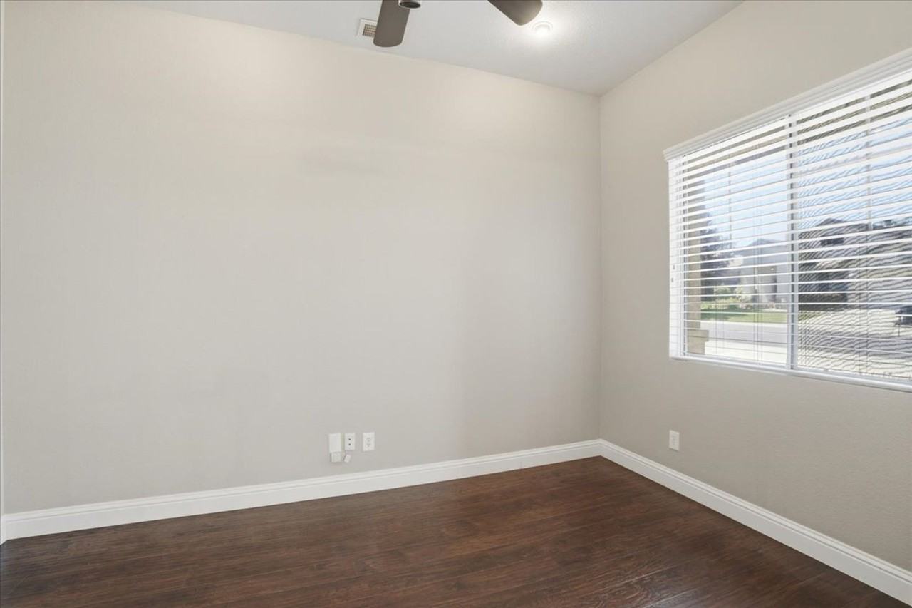 4089 Monte Verde Dr - Photo 7 of 40