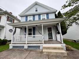 featured image of 348 E Derry Rd