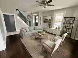 featured image of 348 E Derry Rd