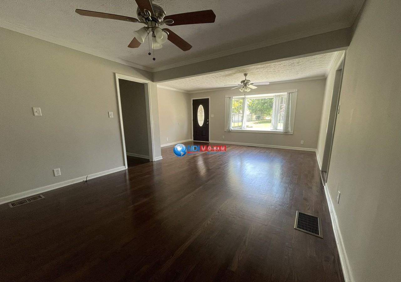 951 Northside Dr - Photo 4 of 21