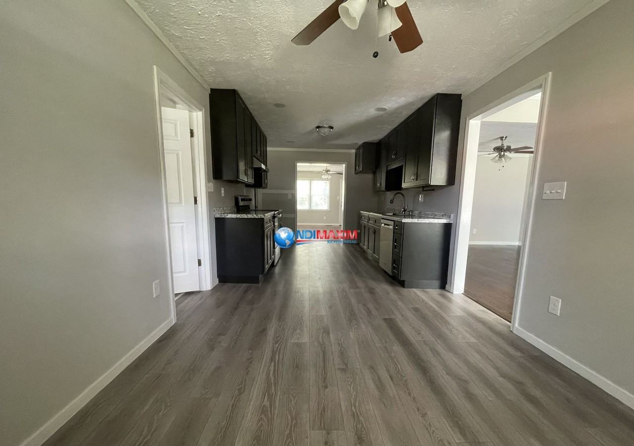 951 Northside Dr - Photo 5 of 21