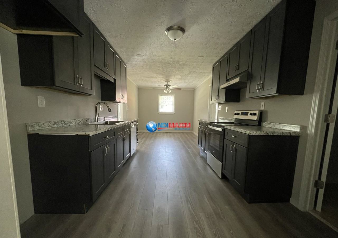 951 Northside Dr - Photo 6 of 21