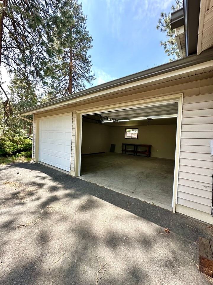 60215 Cheyenne Rd - Photo 2 of 20