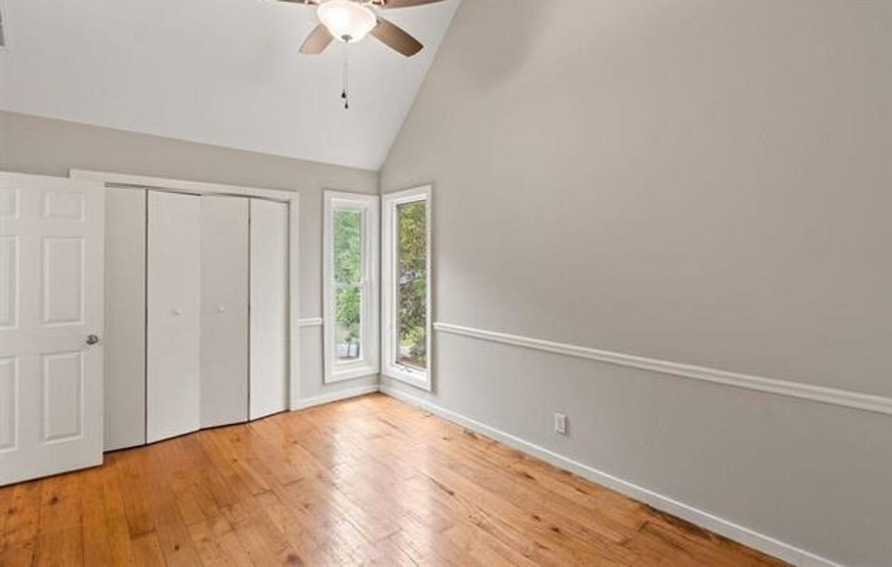 319 Hearthstone Rd - Photo 7 of 16
