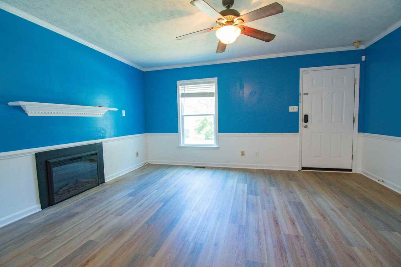 2846 Copenhagen Dr - Photo 2 of 20