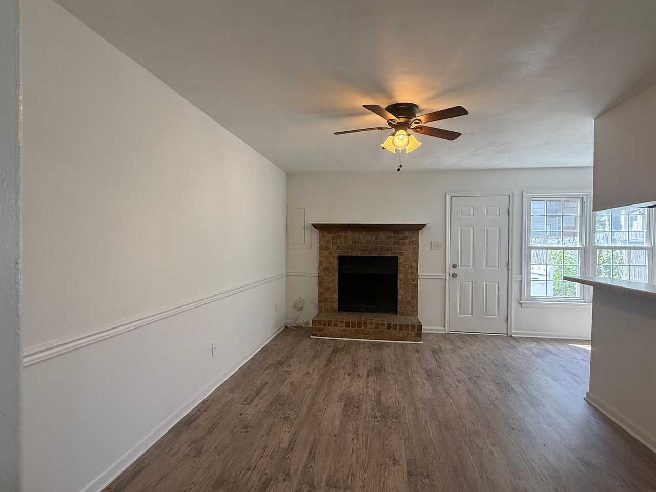 5403 Scholarship Dr - Photo 4 of 17