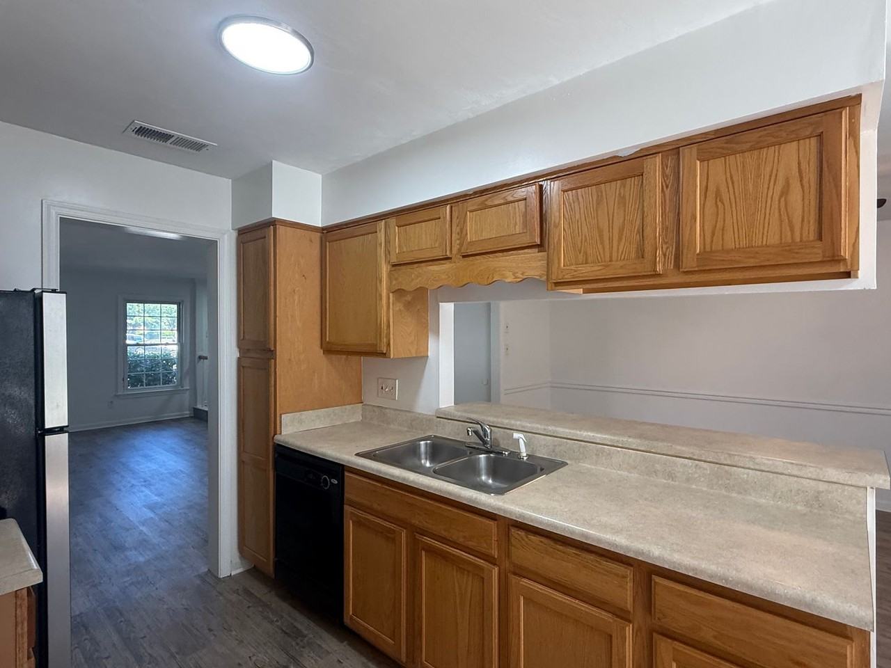 5403 Scholarship Dr - Photo 7 of 17