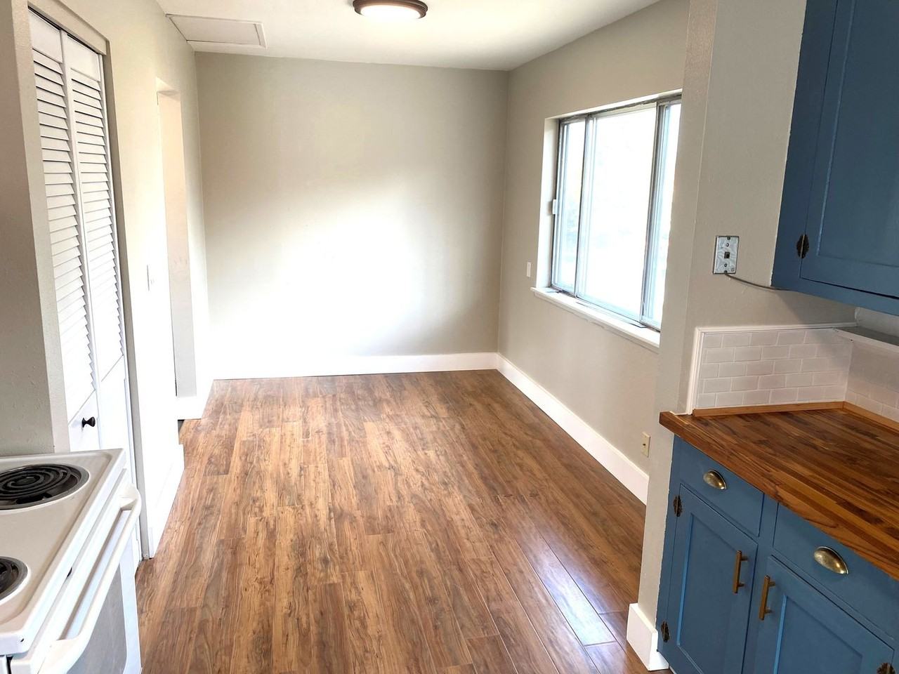 1206 Nw Elgin Ave - Photo 6 of 11