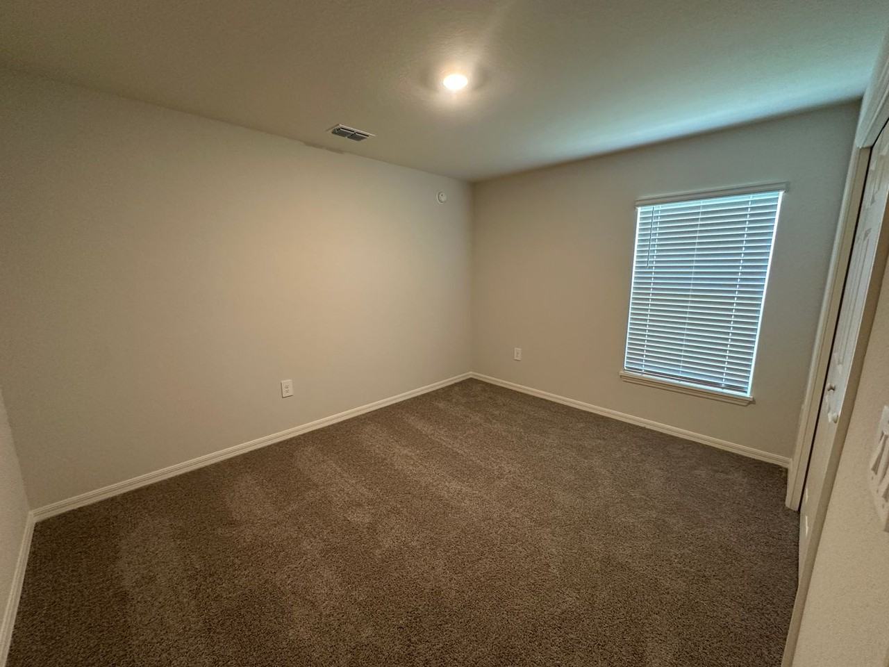 4506 Rapallo Ave - Photo 4 of 11