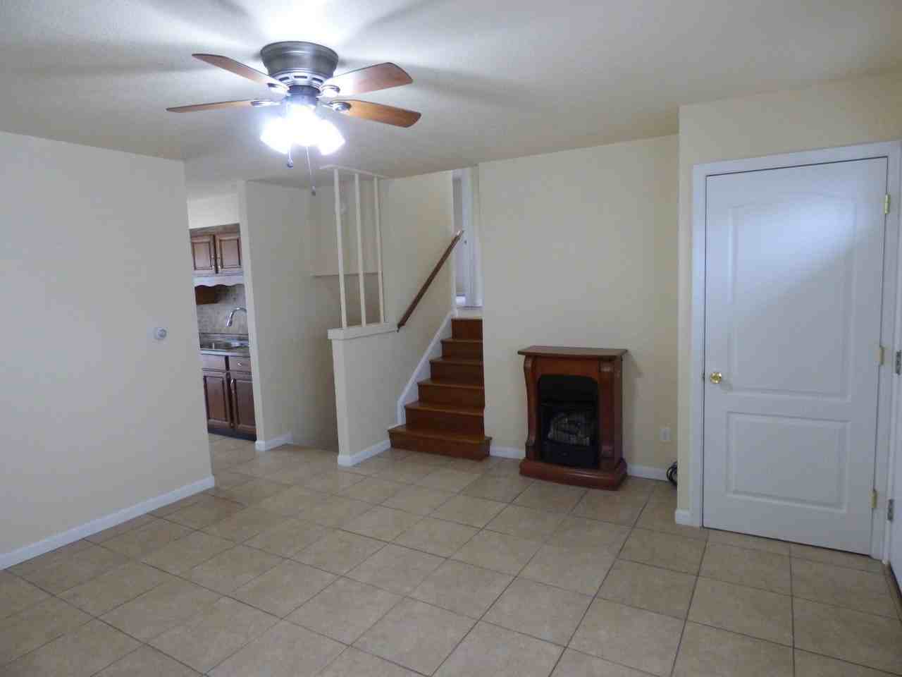 1311 Edenton Dr - Photo 3 of 20