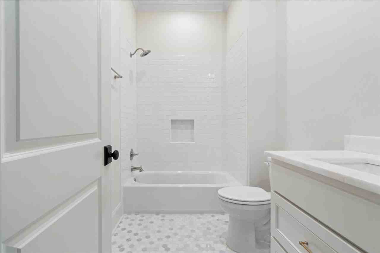 2741 Sugar Kettle Ln - Photo 7 of 14