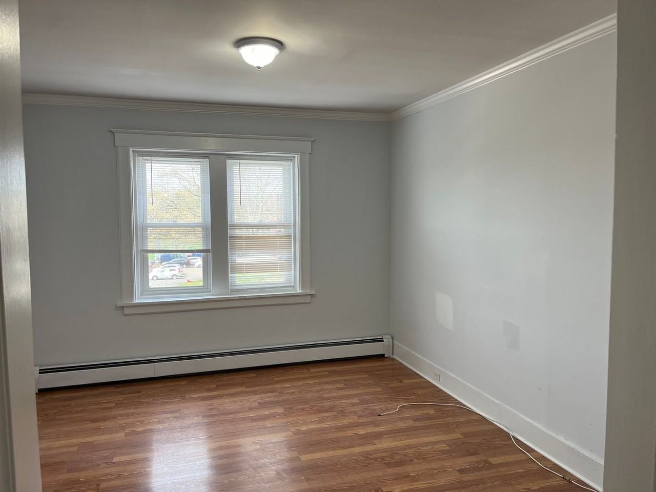 301 Greenwich Ave #8 - Photo 3 of 14