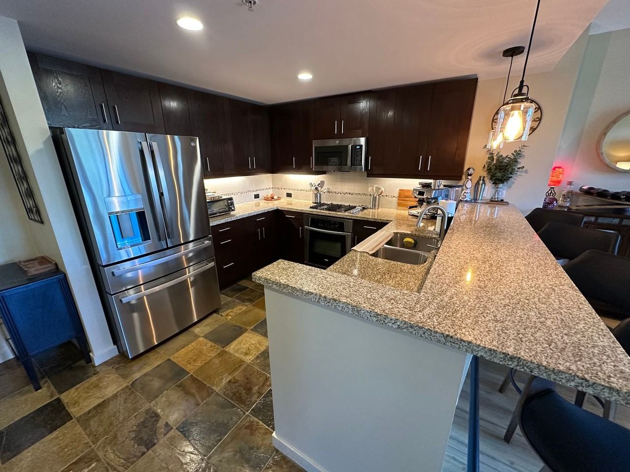 1515 Dock St - Photo 2 of 23