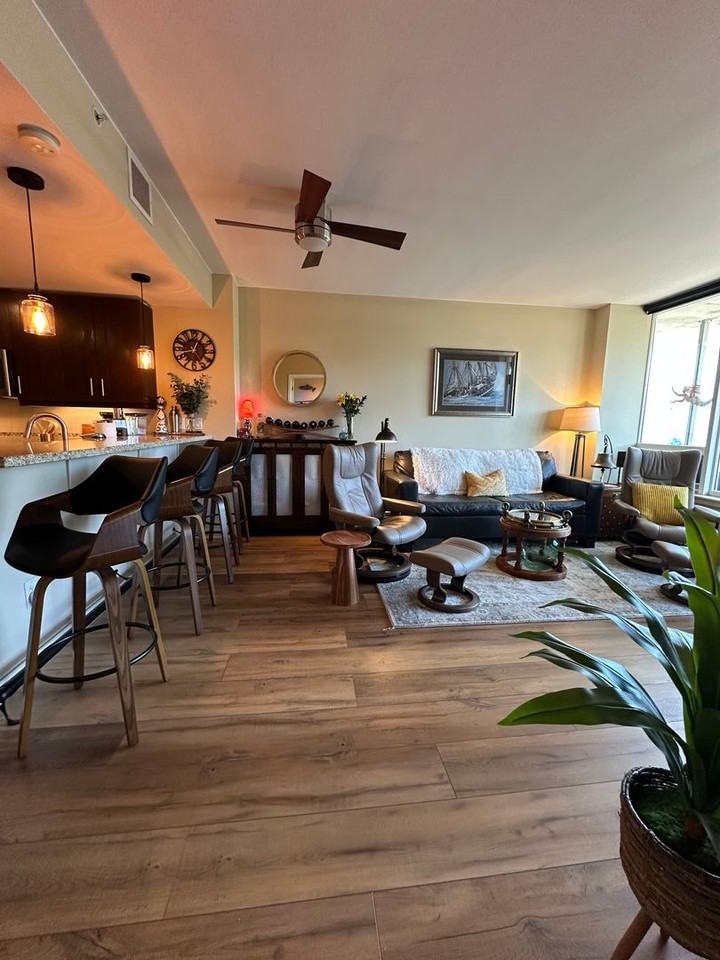 1515 Dock St - Photo 6 of 23