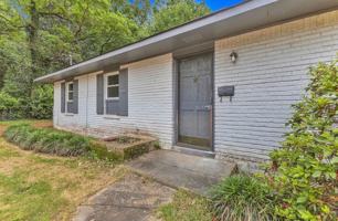featured image of 3692 Fairfield Dr