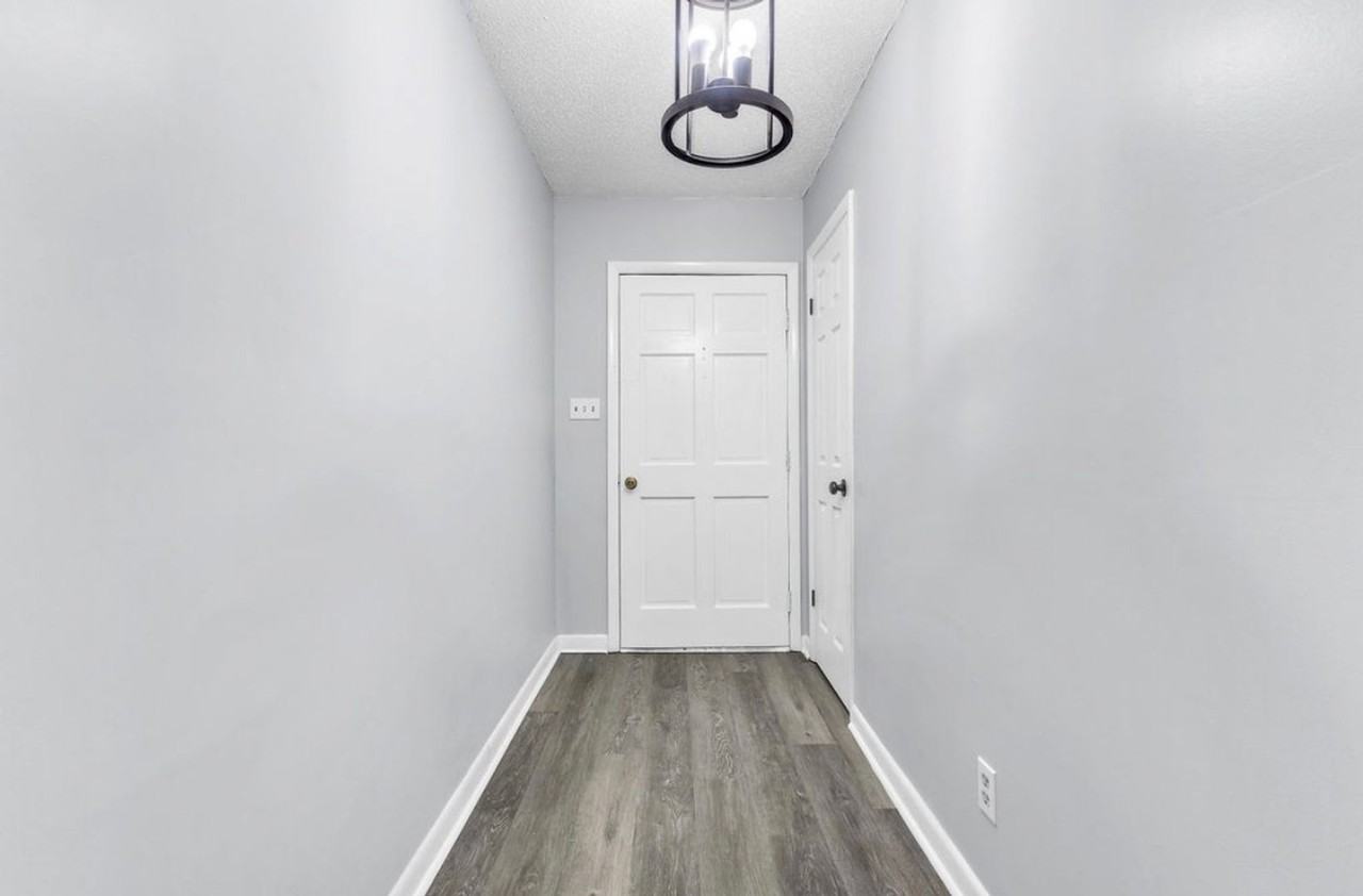 3692 Fairfield Dr - Photo 5 of 21