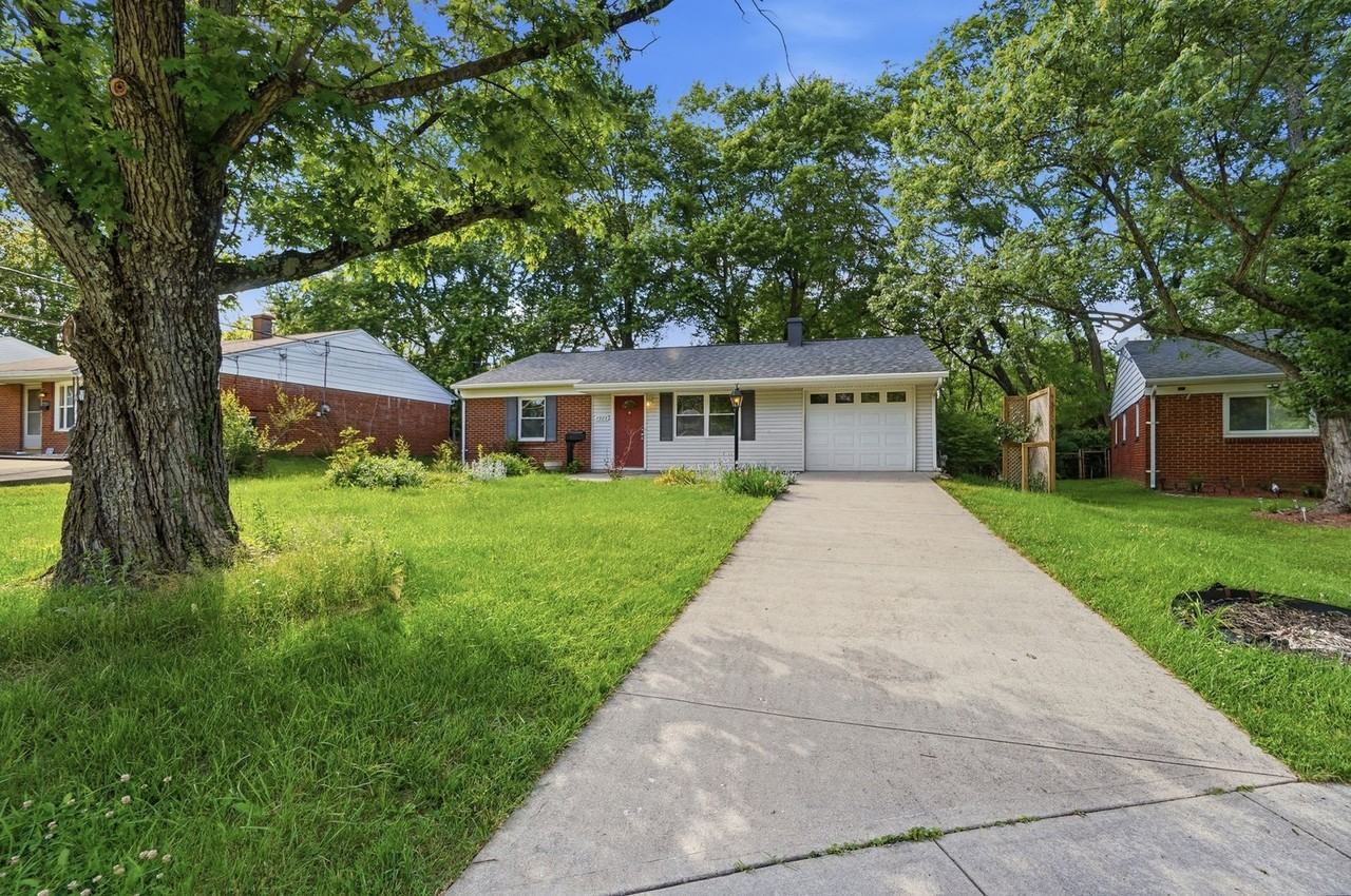 7929 Fairhope Ct - Photo 3 of 50