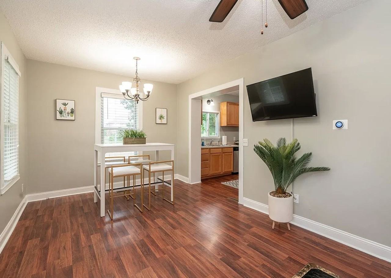 6723 Glades Ave - Photo 4 of 14