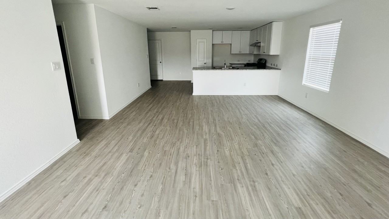 2940 Calandra Lark #NA - Photo 6 of 15