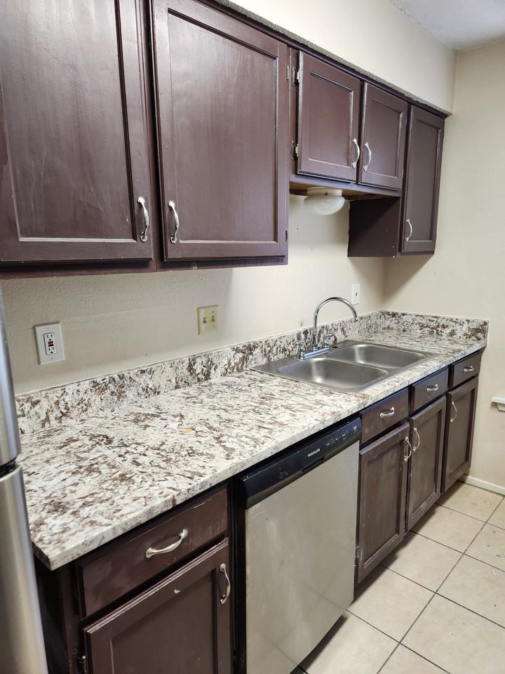 121 Oak Wood Ln #NA - Photo 5 of 13
