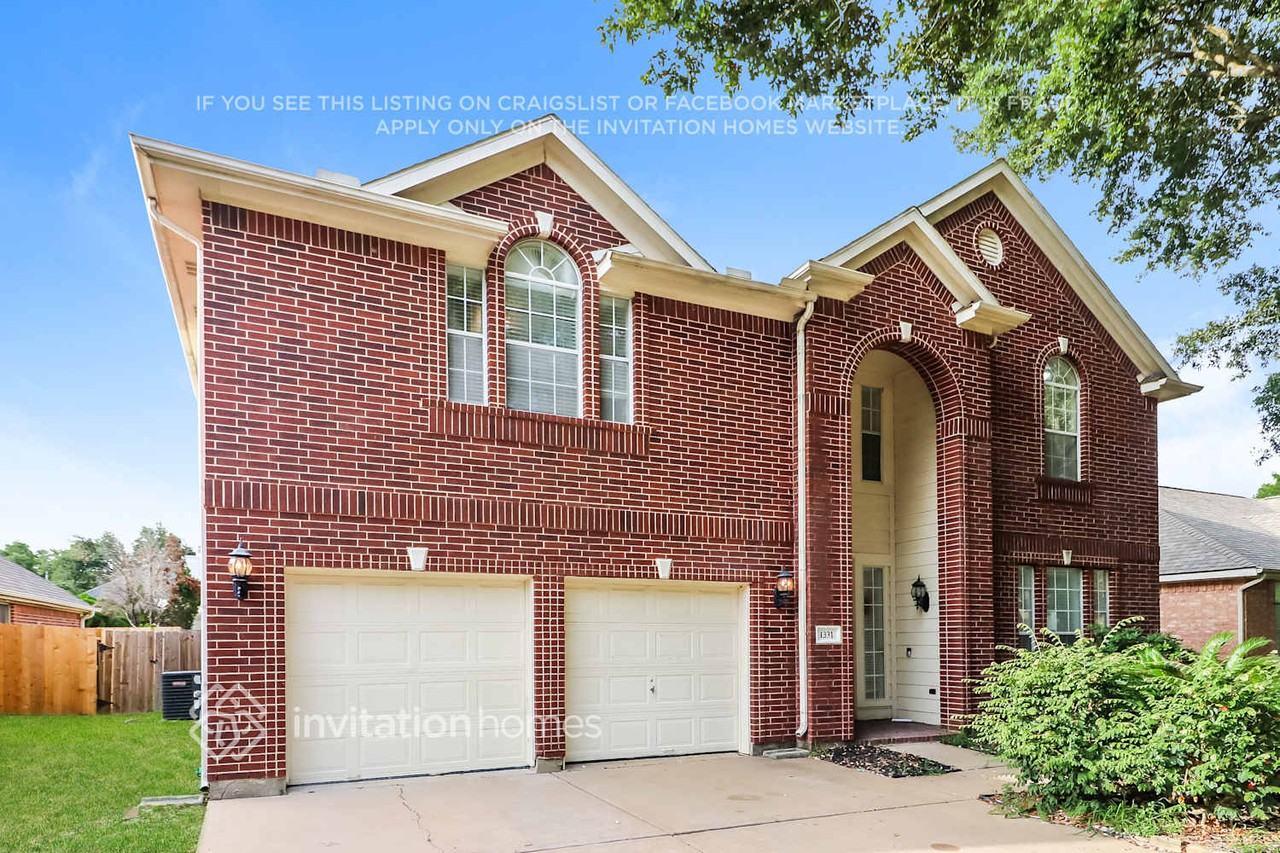 1331 Blackheath Ct - Photo 2 of 18