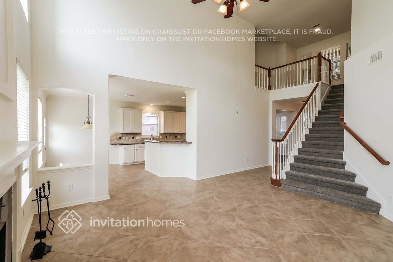1331 Blackheath Ct - Photo 6 of 18