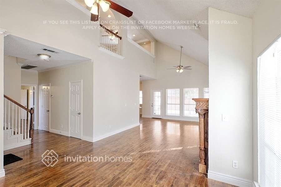 8200 Galley St - Photo 4 of 21