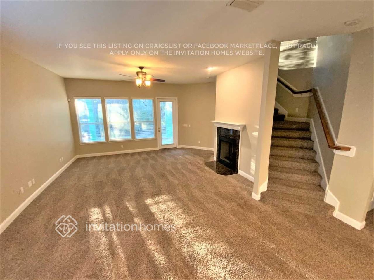133 W Village Dr - Photo 4 of 15