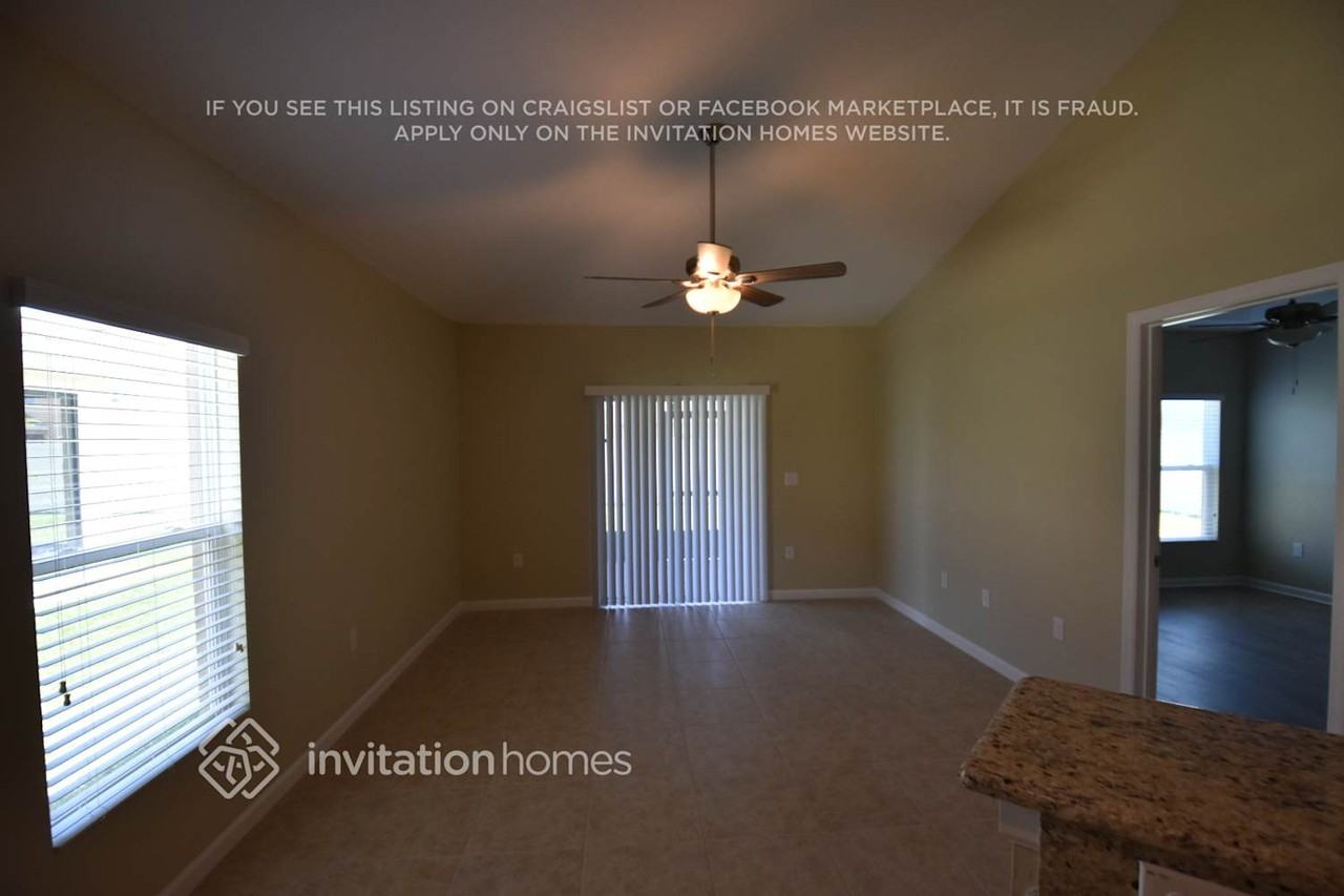 3853 Radley Dr - Photo 5 of 12
