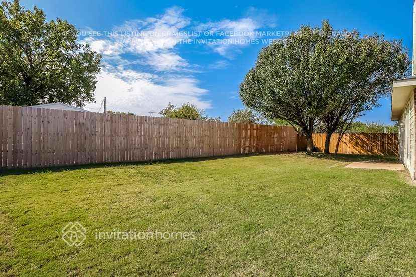 1044 Waterview Dr - Photo 7 of 8