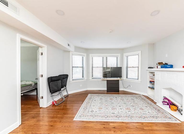 4415 W School St #15-1 - Photo 3 of 14