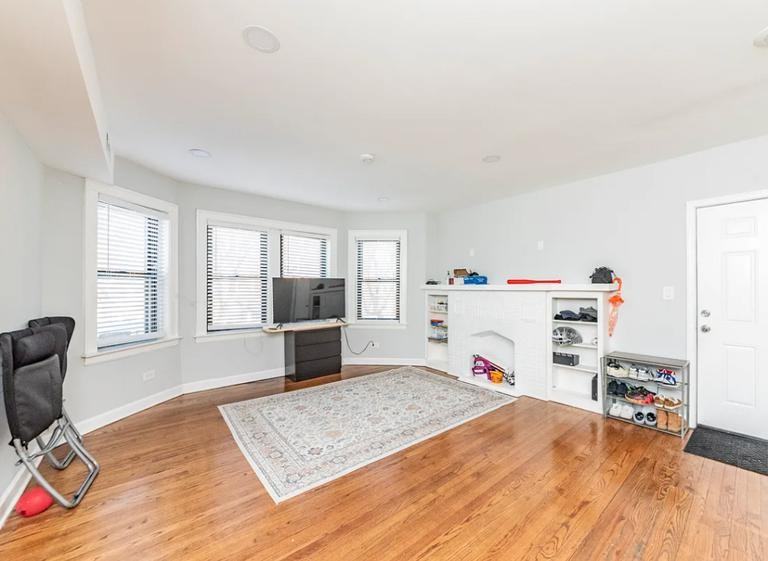 4415 W School St #15-1 - Photo 4 of 14