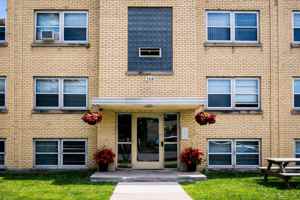 featured image of 318 8th Ave Se