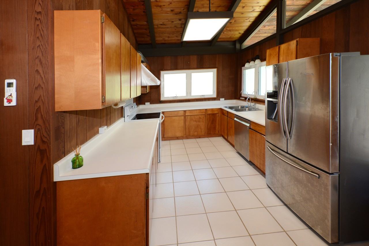 2442 10th Ave - Photo 5 of 10