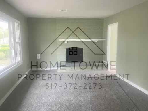 135 W Howe Ave - Photo 6 of 11
