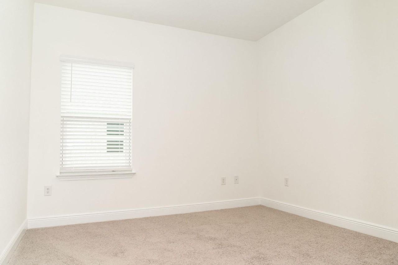 326 Polaris Pl - Photo 6 of 11
